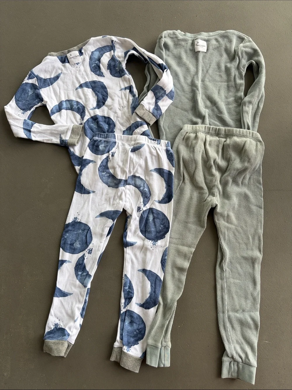 Burt's Bees Kids 2-Pack Moon Print and Thermal Waffle Pajama Set Size 5